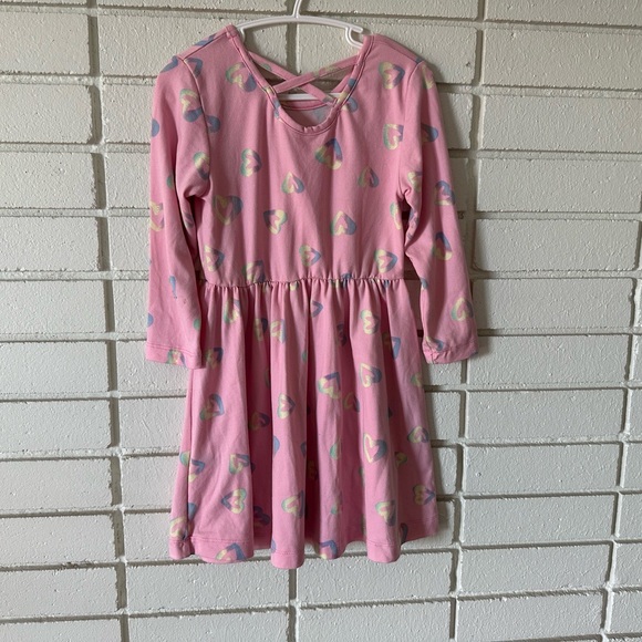 Pink long sleeve dress with heart pattern - Picture 2 of 5